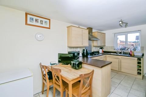 4 bedroom detached house for sale, Kingfisher Road, North Cornelly, Bridgend
