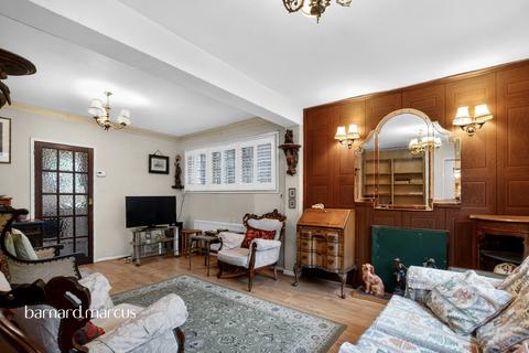 undefined, Mountfield Road, London