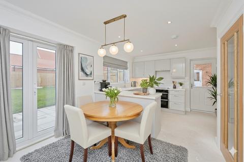 undefined, Roundhouse Way, Yaxham, Dereham
