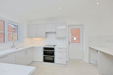 undefined, Roundhouse Way, Yaxham, Dereham