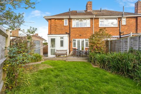 undefined, Curzon Avenue, Horsham