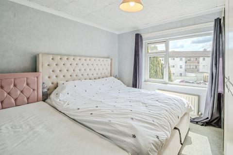 undefined, Spring Close, Leicester