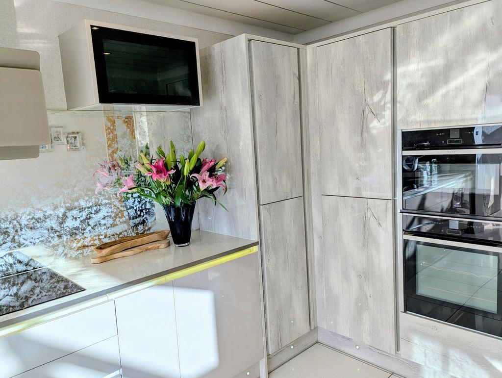 Kitchen/Utility