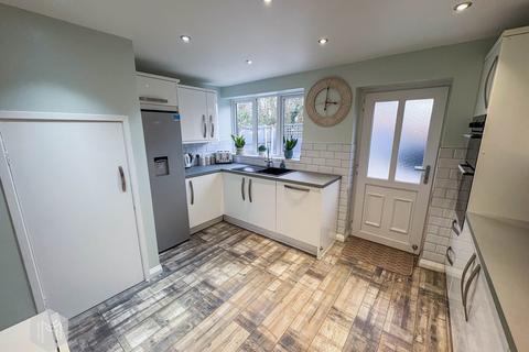 3 bedroom terraced house for sale, Crossfield Avenue, Culcheth, Warrington, Cheshire, WA3 5RS