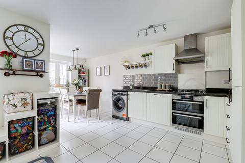 3 bedroom semi-detached house for sale, Ashington Drive, Nottingham NG5