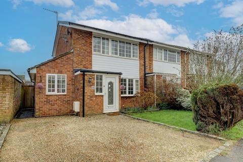 3 bedroom end of terrace house for sale, Elder Way, High Wycombe HP15