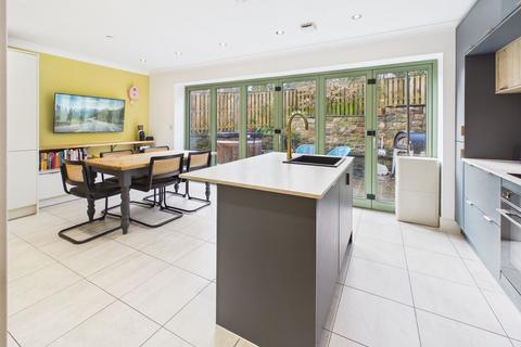 5 bedroom semi-detached house for sale, The Oaks, Llangattock, NP8