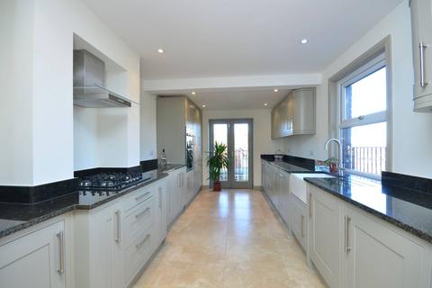 undefined, Testard Road, Guildford, GU2