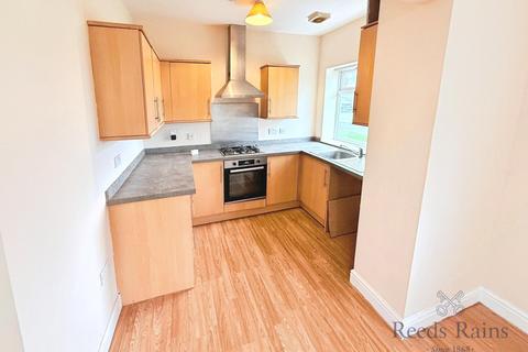 2 bedroom apartment to rent, Chester Road, Stoke-on-Trent ST7