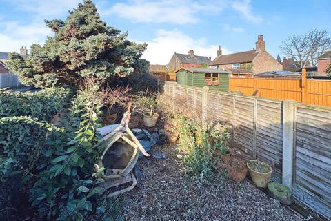 2 bedroom end of terrace house for sale, Pinfold Lane, Goole DN14