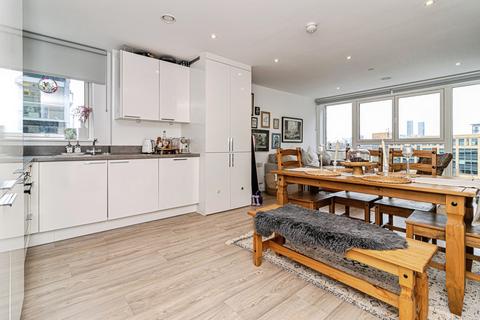 2 bedroom apartment for sale, Ottinger Close, Salford M50
