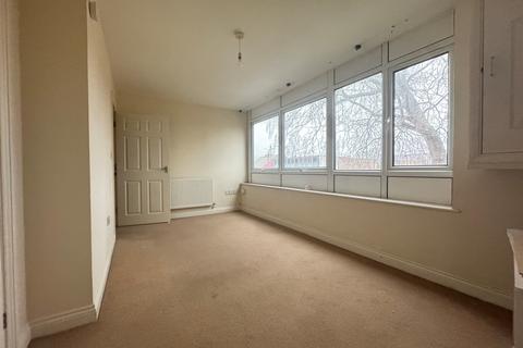 1 bedroom flat for sale, High Street, Cosham, Portsmouth