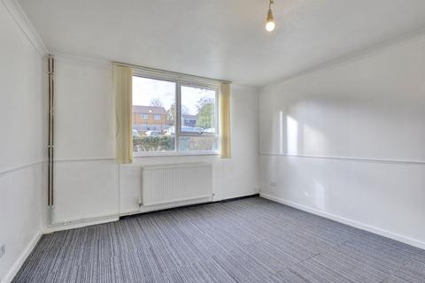 3 bedroom terraced house for sale, Swain Court, Northampton