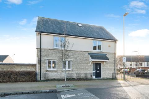 Charlotte Avenue, Bicester