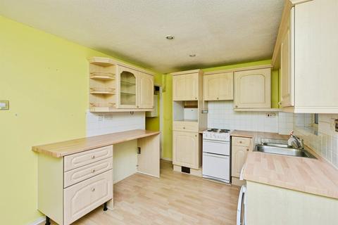 2 bedroom semi-detached house for sale, Crestwood Close, Stretton, Burton-On-Trent