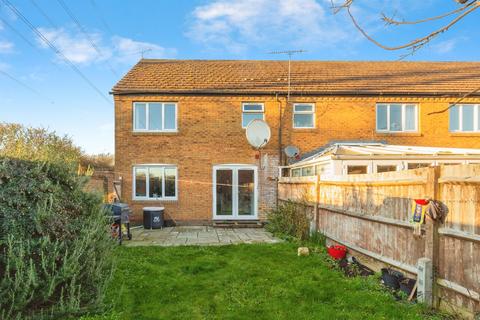 3 bedroom end of terrace house for sale, Millers Way, Aylesbury