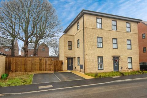 undefined, Ivy Approach, Seacroft, Leeds