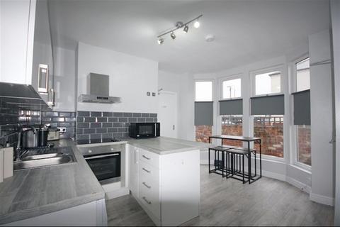 5 bedroom detached house for sale, Thrumpton Lane, Retford