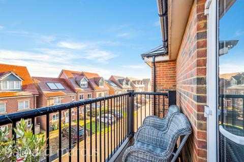 undefined, Winter Close, Epsom