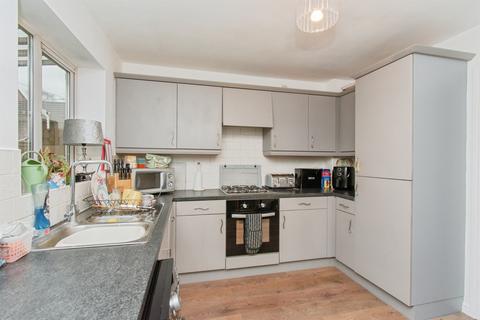 3 bedroom townhouse for sale, Malthouse Close, Castleford