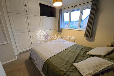 2 bedroom terraced house for sale, Victoria Gardens, Ringwood, Hampshire