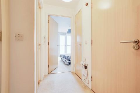 1 bedroom flat for sale, Headstone Drive, Harrow