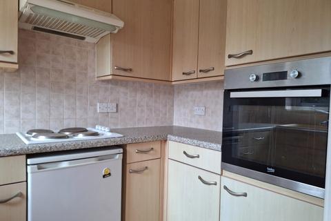 2 bedroom flat for sale, Mill Road, Worthing