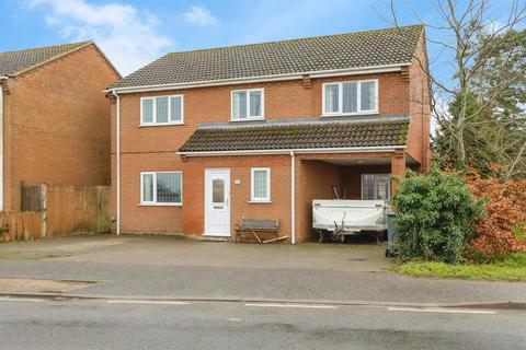 undefined, Norwich Road, Attleborough