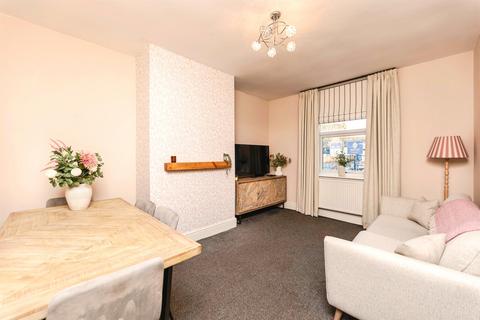 2 bedroom terraced house for sale, Victoria Road, Morley, Leeds