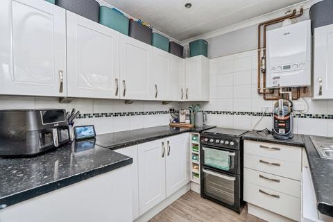 3 bedroom semi-detached house for sale, Salisbury Road, Totton, SOUTHAMPTON