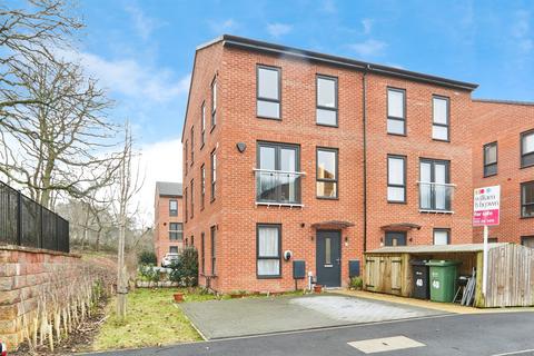 Copper Beech Court, Leeds