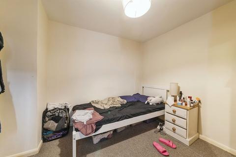 undefined, Westgate, Grantham