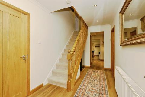5 bedroom detached house for sale, Lobelia Court, South Anston, Sheffield