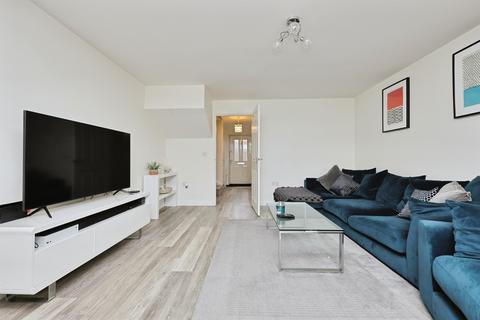 2 bedroom end of terrace house for sale, Grebe Drive, Sprowston, Norwich