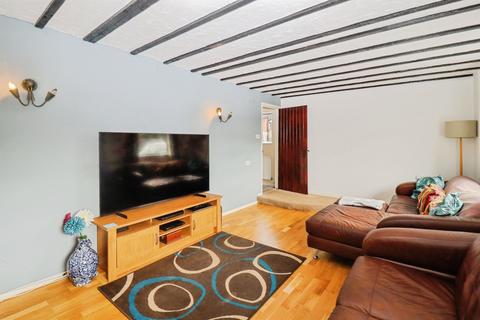 3 bedroom detached house for sale, The Street, Lenwade, Norwich