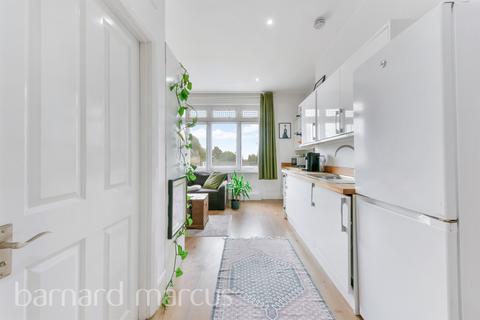 1 bedroom flat for sale, West Hill, London