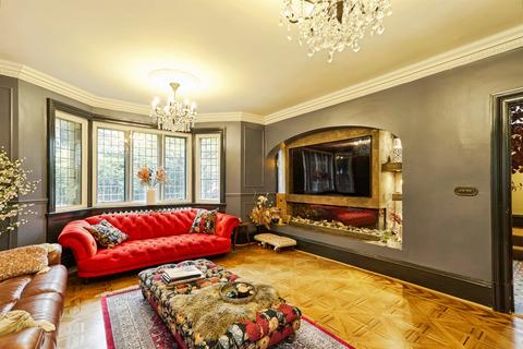 undefined, Carlton Drive, BRADFORD