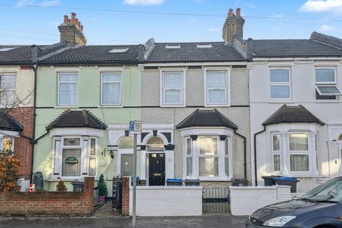 Grasmere Road, London