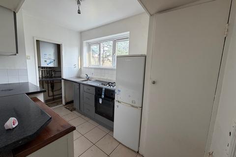 2 bedroom flat for sale, Tildesley Road, London