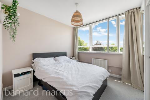 1 bedroom apartment for sale, Putney Hill, London
