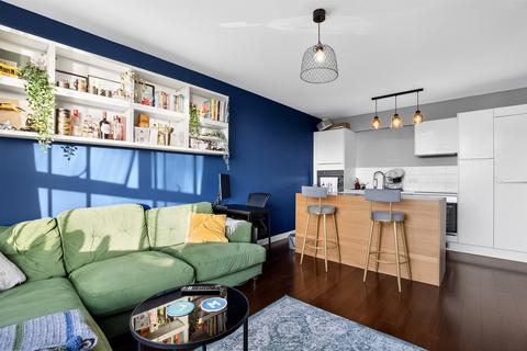 1 bedroom apartment for sale, Putney Hill, London