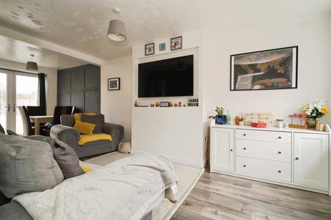 3 bedroom semi-detached house for sale, Clayton Drive, Thurnscoe, ROTHERHAM