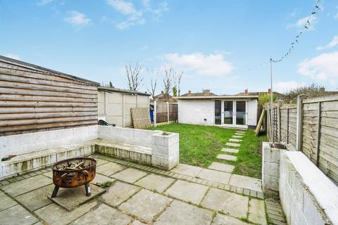 3 bedroom semi-detached house for sale, Clayton Drive, Thurnscoe, ROTHERHAM