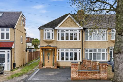 3 bedroom end of terrace house for sale, Henley Avenue, Cheam, SM3