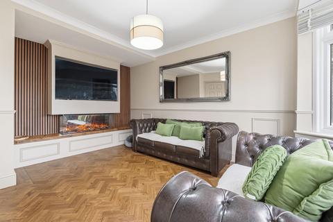 3 bedroom end of terrace house for sale, Henley Avenue, Cheam, SM3