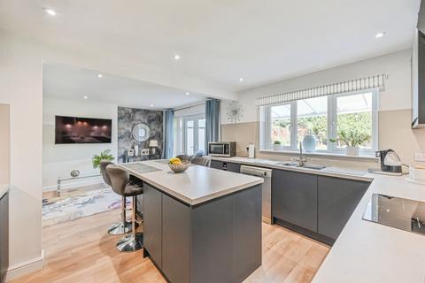 4 bedroom detached house for sale, Chestnut Close, Handsacre, Rugeley