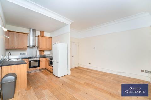 2 bedroom flat to rent, The Green, London, W5