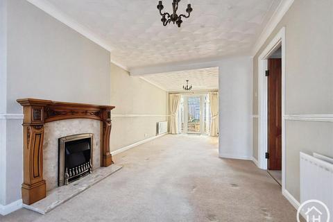 3 bedroom semi-detached house for sale, Perth Gardens, Sittingbourne