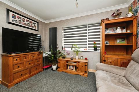 3 bedroom semi-detached house for sale, Kings Green, KING'S LYNN