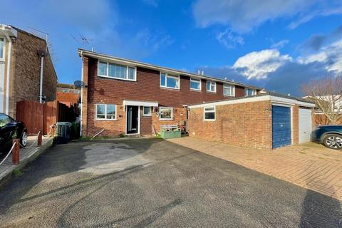 2 bedroom end of terrace house for sale, Powell Gardens, Newhaven